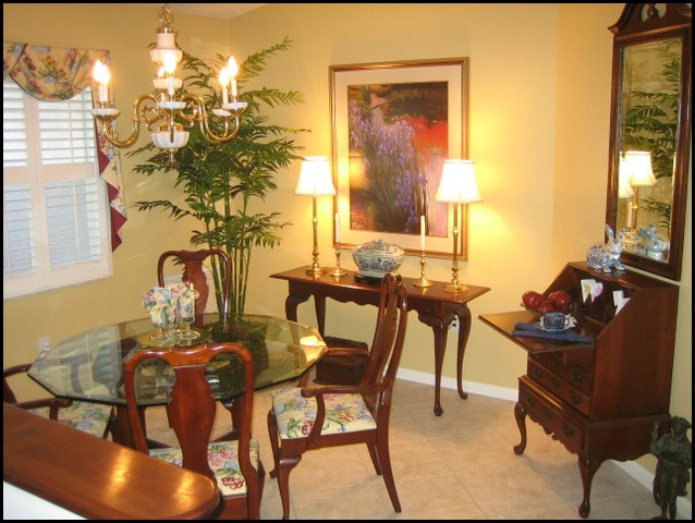 06_DiningRoom.JPG