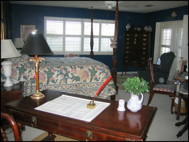 15_MasterBedroom.JPG